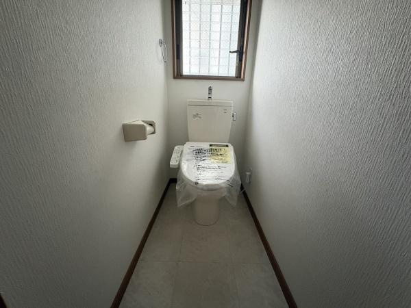 【トイレ】 | 大阪市東淀川区井高野1丁目　中古戸建