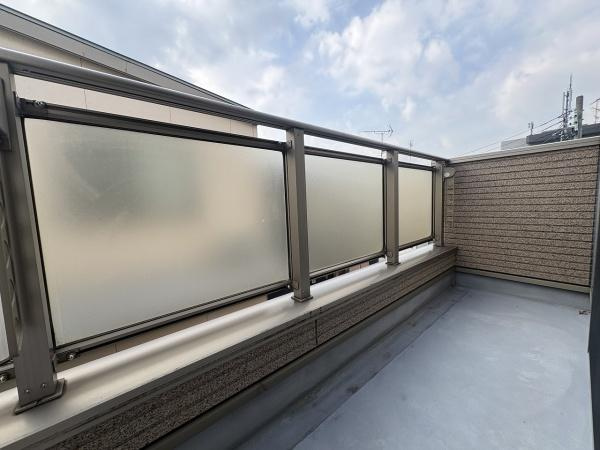 【バルコニー】 | 大阪市東淀川区井高野1丁目　中古戸建