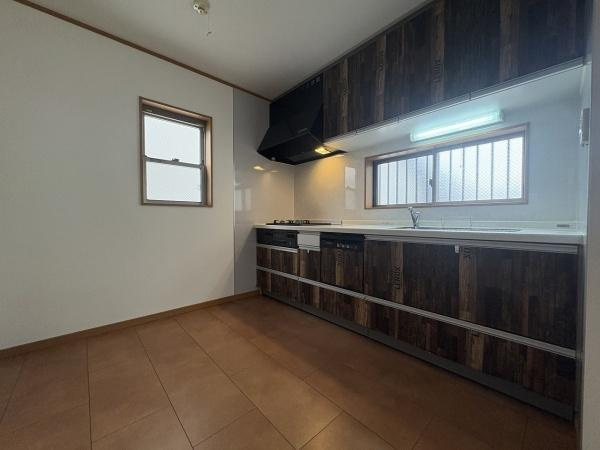【キッチン】 | 大阪市東淀川区井高野1丁目　中古戸建