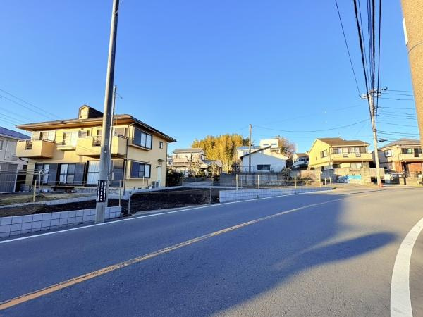 横浜市都筑区折本町の新築一戸建の前面道路含む現地写真|2025年12月15日撮影
