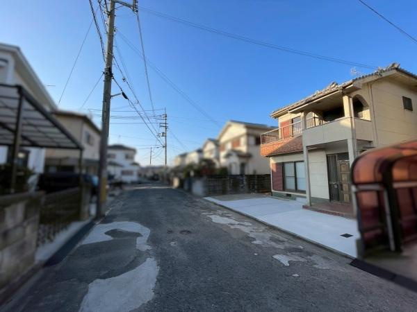 和歌山市善明寺　中古戸建の前面道路含む現地写真