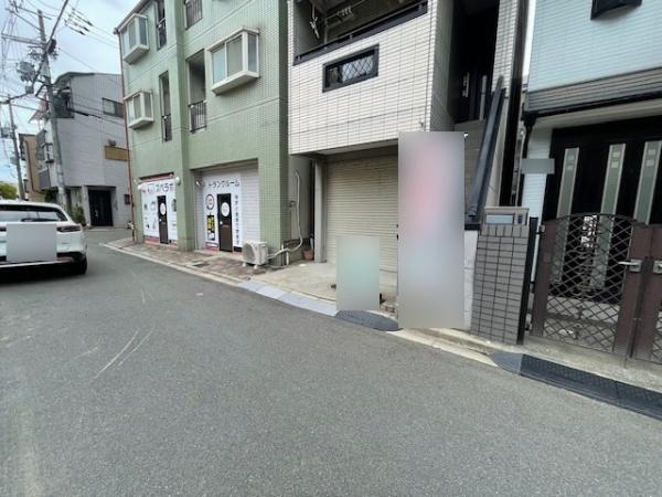 【前面道路含む現地写真】