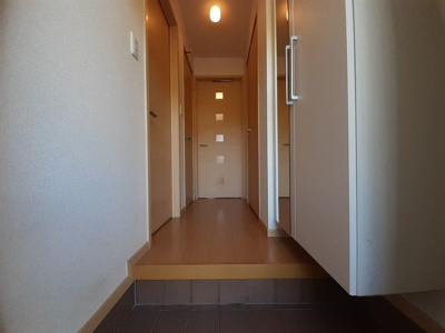 【玄関】 | キャトルセゾンＢ