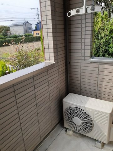 ヒルズ上弓削Ⅲのバルコニー