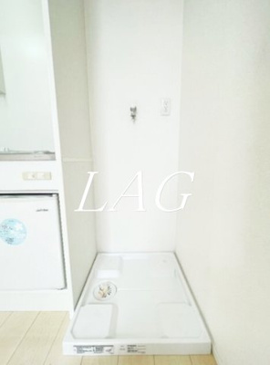 【設備】 | パインズデフィⅢ | 室内洗濯置き場です。