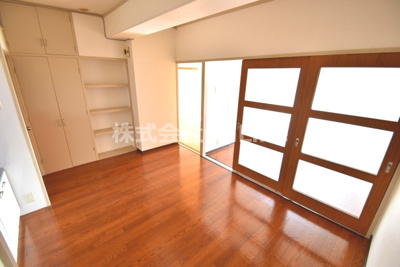 【洋室】 | 西岩崎コーポ