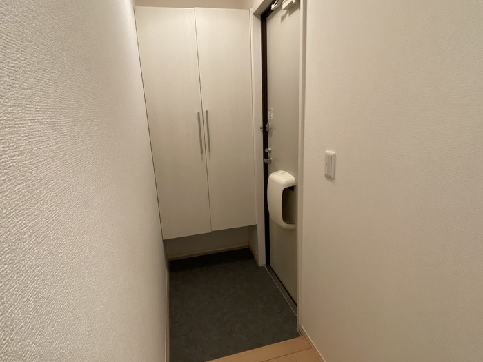 リビングタウン福　A棟の玄関