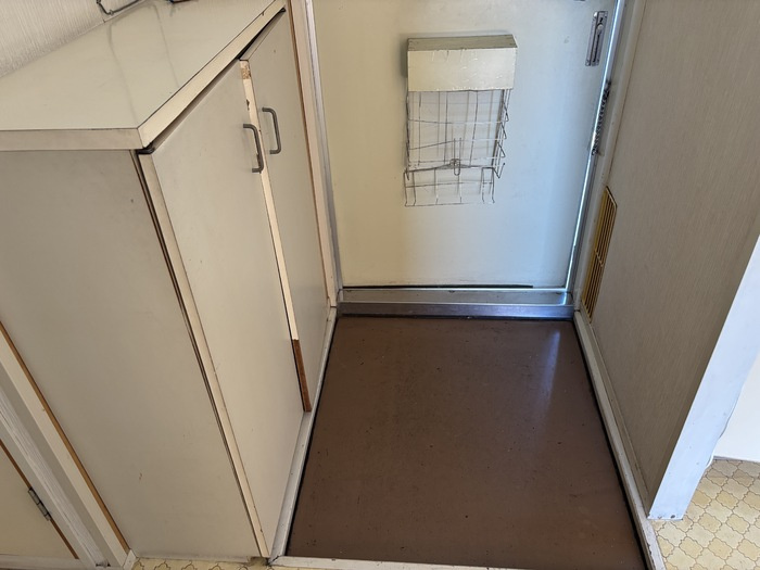 ハイツ水越　Aの収納