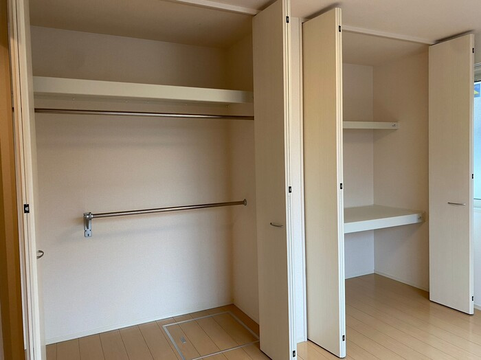 コロナーレ豊岡の収納