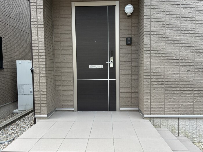 ヴィラルナ　C棟の玄関