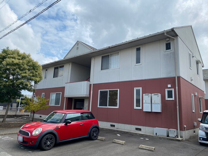 リブェール上野　A棟