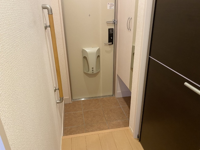 ソレールメゾンＡの玄関