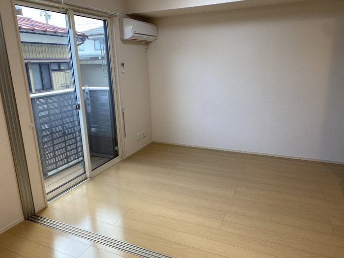 ソレールメゾンＡの居間・リビング