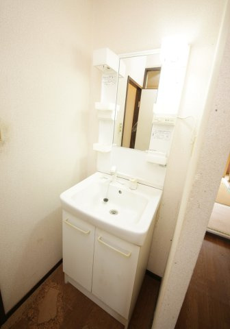 ハイツボニータの収納|別部屋同間取りのお写真となります。参考にご覧くださいませ。