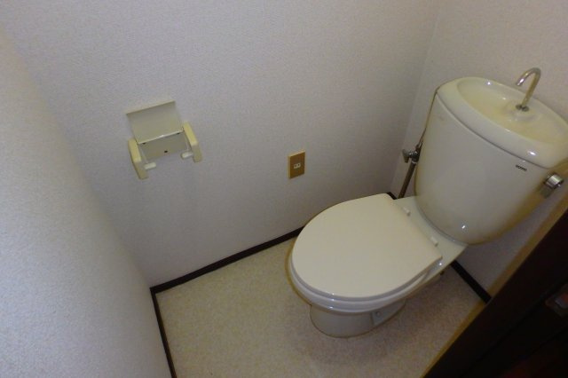ハイツボニータのトイレ|別部屋同間取りのお写真となります。参考にご覧くださいませ。