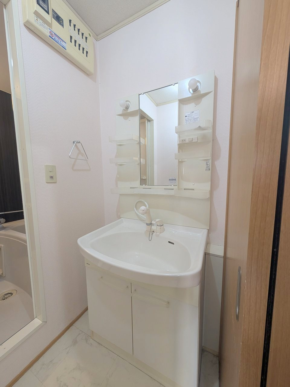 エスティアⅣの洗面所