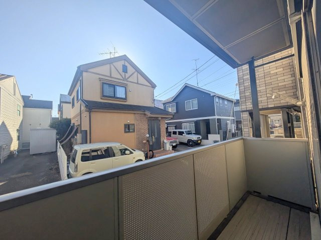 エスティアⅣの玄関