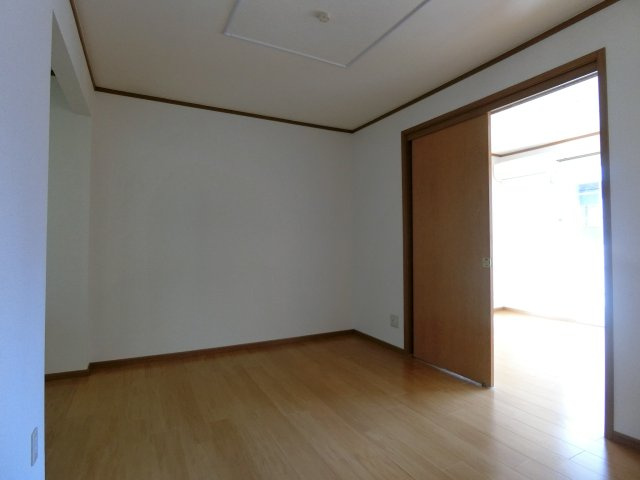 プリティハウスＹの居間・リビング