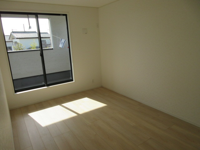 【仲介手数料無料】新築戸建　熊谷市原島1232-1（全1棟）の洋室