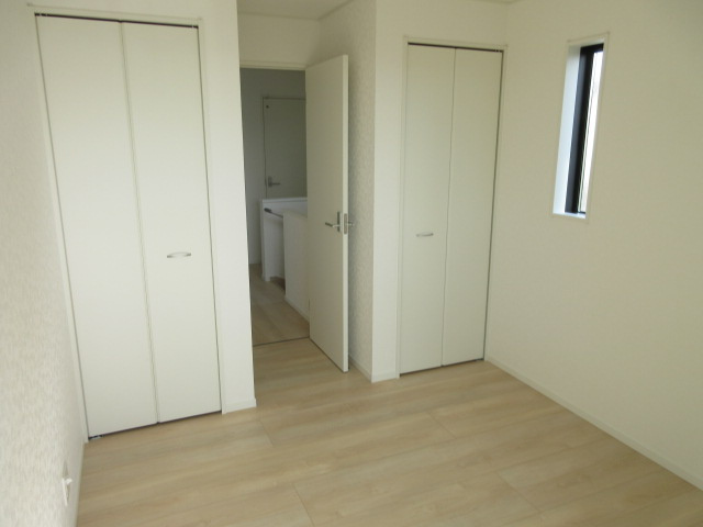 【仲介手数料無料】新築戸建　熊谷市原島1232-1（全1棟）の洋室