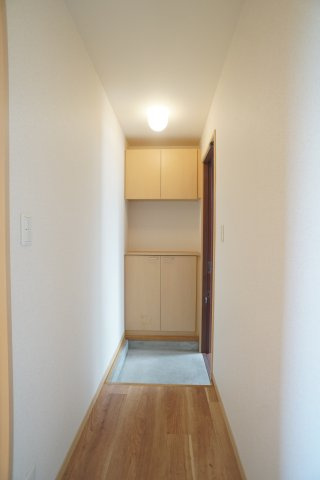 ラフィナートＣ棟の玄関