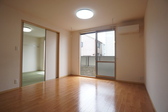 ラフィナートＣ棟の居間・リビング