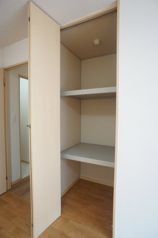 ラフィナートＣ棟の収納