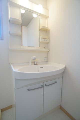 ラフィナートＣ棟の洗面所