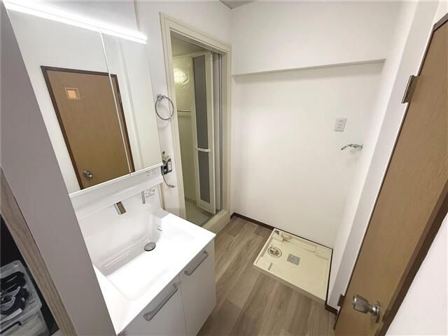 ドルフ磯子の洗面所