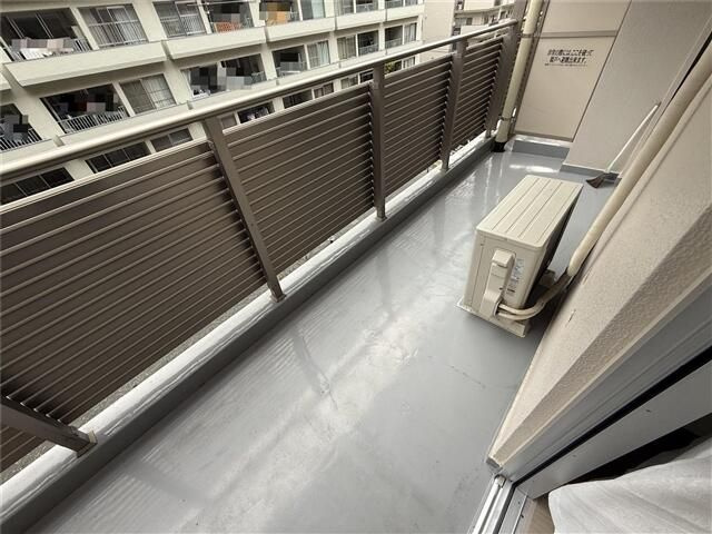 ドルフ磯子のバルコニー