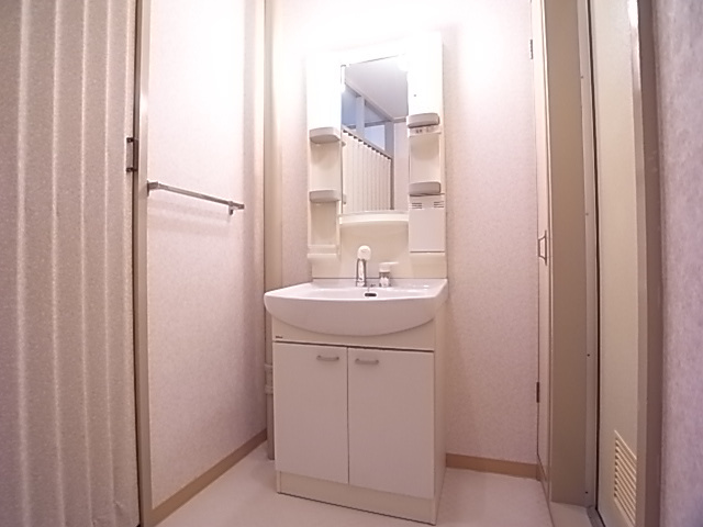 ランベール池北の洗面所