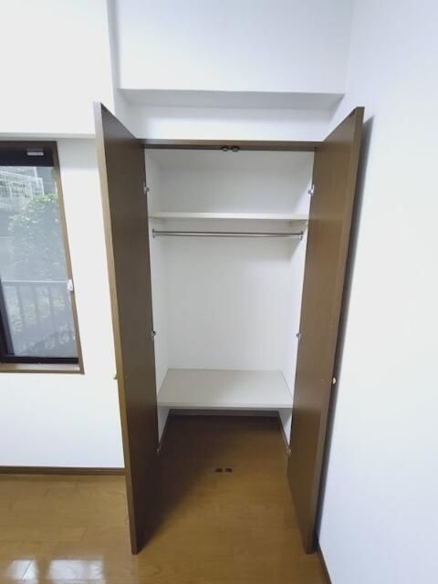 アールヴェール山手根岸森林公園の収納