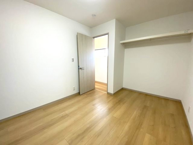 千年1丁目　中古戸建ての洋室|オープンクローゼットのある洋室です。