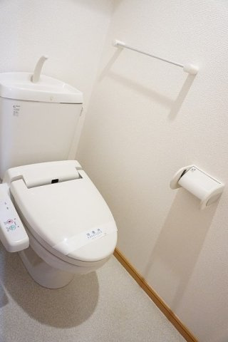アンジェリカ　Ｅのトイレ|落ち着いたトイレです