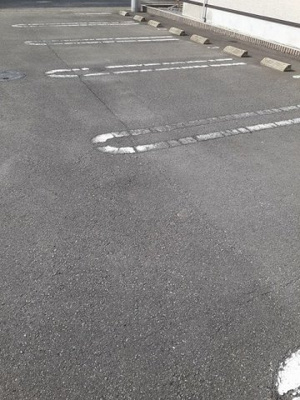 【駐車場】 | カーサ・フィオーレ | 駐車場完備です