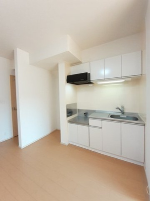 【キッチン】 | カーサ・フィオーレ | コンパクトなキッチンで掃除もラクラク