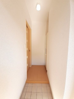 【玄関】 | カーサ・フィオーレ | ゆったりとした玄関です