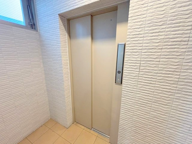 ボナール・河の外観