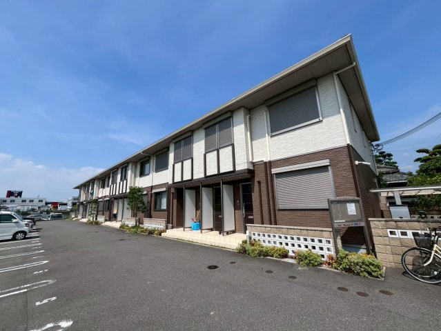 シャーメゾン　エスト