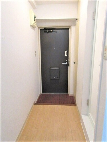 玄関　※2021年11月撮影時