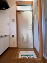 明るい玄関です