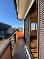 外からの目が気にならないバルコニーで洗濯物が干せます