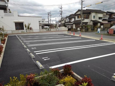 【駐車場】 | たいしの杜Ⅰ | 駐車場に車を止められます