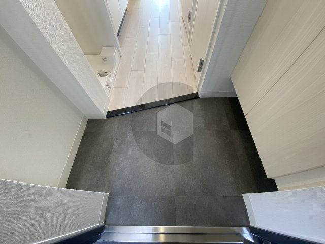 ソルテラスOSAKA緑橋クレアストの玄関