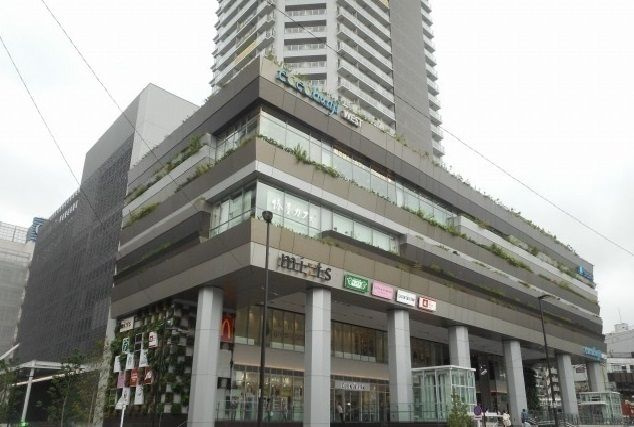 グランクレシアの周辺