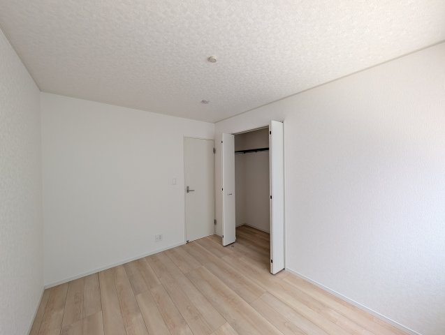 【洋室】 | クレイドルガーデン高崎市箕郷町上芝第8ー④