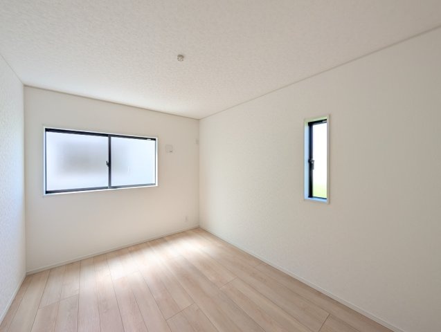 【洋室】 | クレイドルガーデン高崎市箕郷町上芝第8ー③