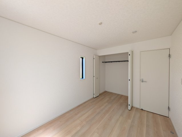 【洋室】 | クレイドルガーデン高崎市箕郷町上芝第8ー③