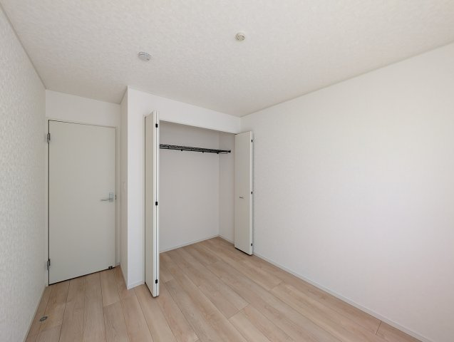 【洋室】 | クレイドルガーデン高崎市箕郷町上芝第8ー③