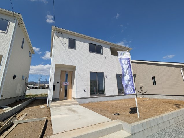 【前面道路含む現地写真】 | クレイドルガーデン高崎市箕郷町上芝第8ー①